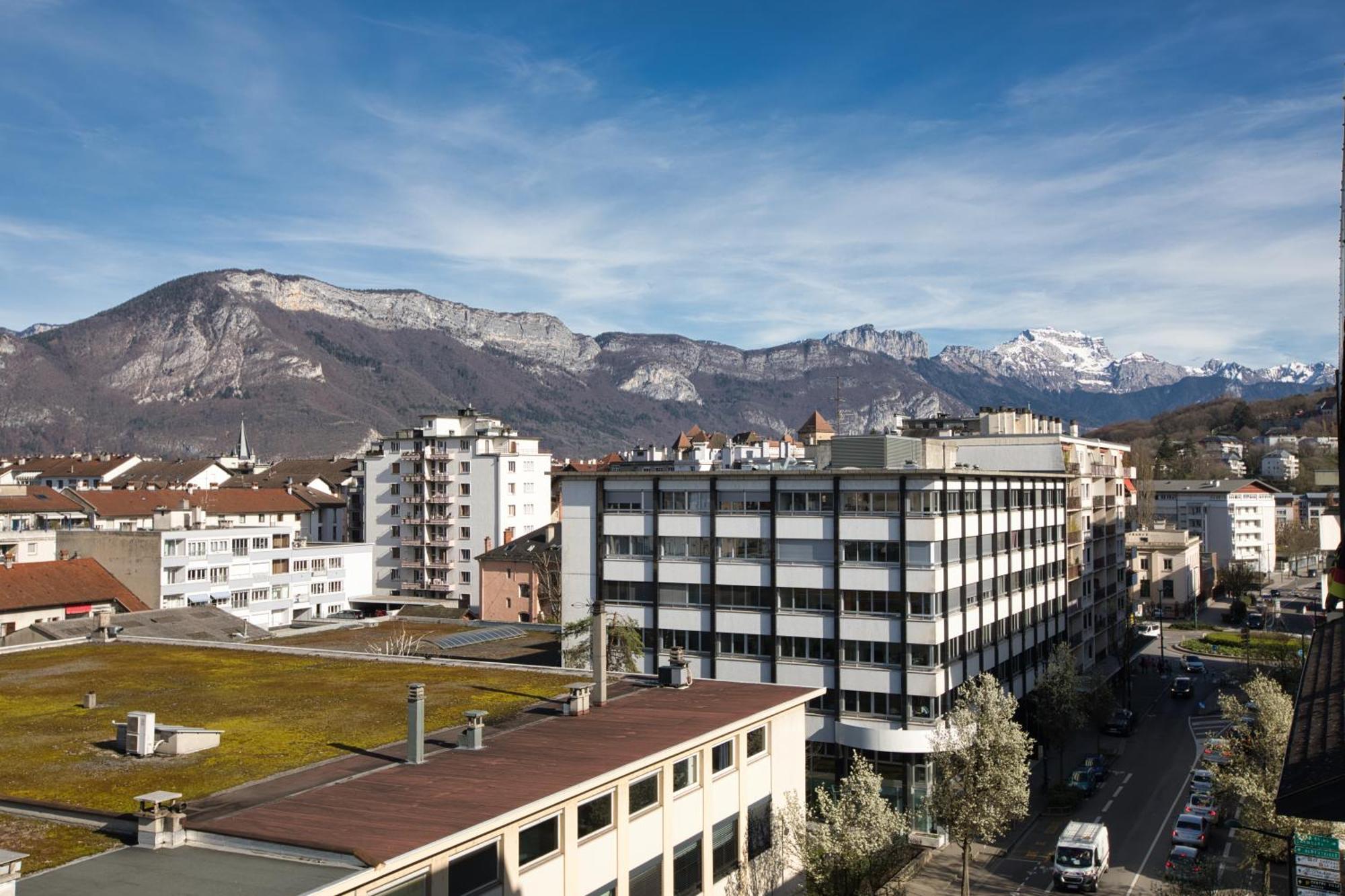 Le Sommet Citadin Avec Vue Apartman Annecy Kültér fotó